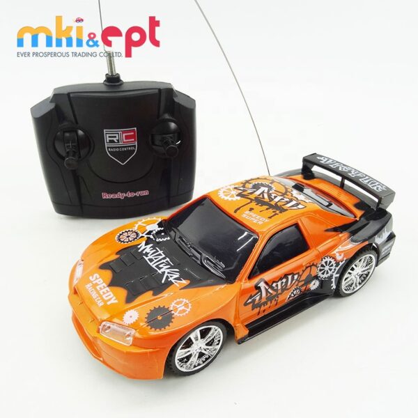 Toys 1:24 Powerful Electronic Four Channels Mini Drift Car RC Car - Изображение 2