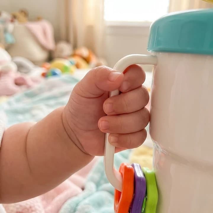 Early Learning Grasping Hand Shaker Rings for Infants Toddlers Interactive Sensory Baby Juice Cup Baby Rattle Toy - Image 4